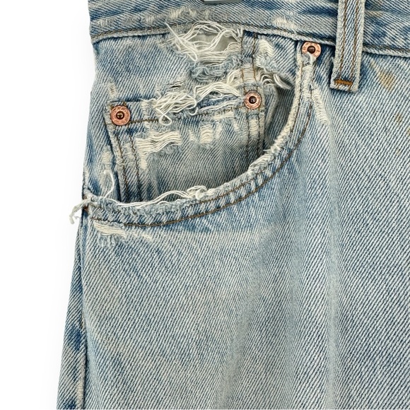 Vintage Levi's 501 1990s Made in USA Light Wash Straight Leg Distressed Jeans - Picture 7 of 13